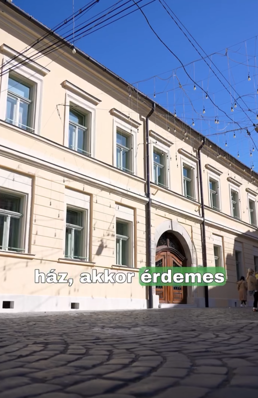 Egyetértéssel a kisebb közösségek is nagyra növekednek! Megújult a Bocskai-ház, ahol köszönetet mondtunk Semjén Zsoltnak támogató munkájáért.